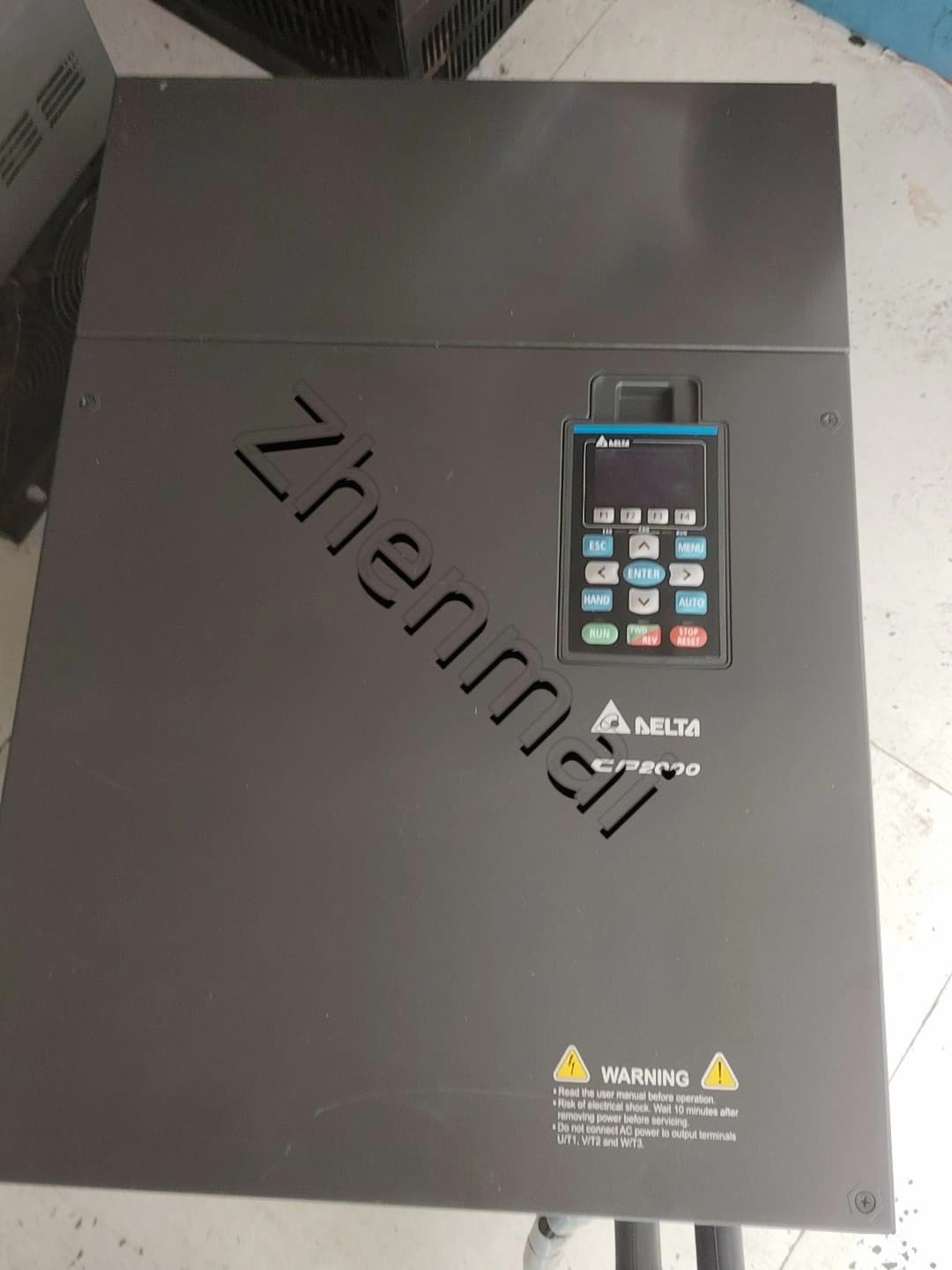 100% nowy, oryginalny i oryginalny Delta VFD1100CP43A-00 380V110KW przetwornice częstotliwości napęd serwosilnik