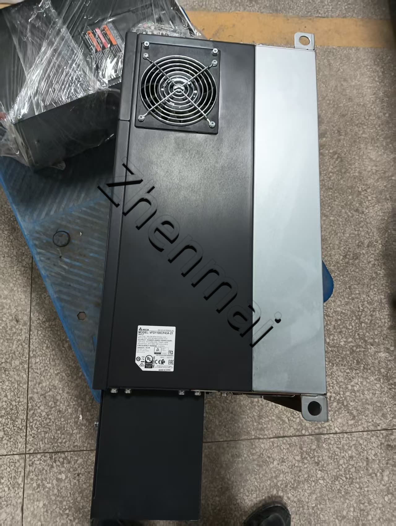 100% nowy, oryginalny i oryginalny Delta VFD1100CP43A-21 380V110KW Przetwornice częstotliwości Napęd Serwosilnik