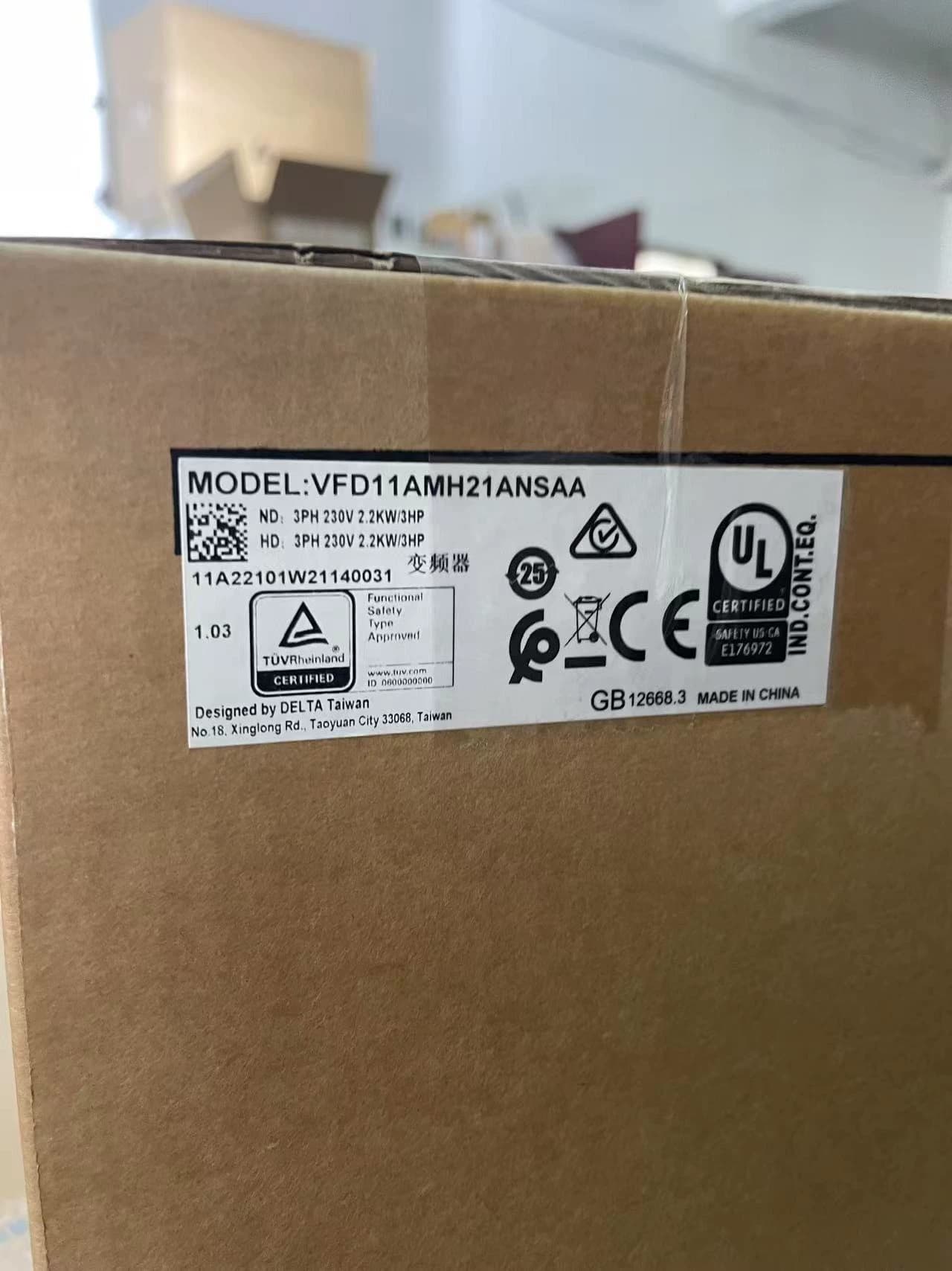 100% nowy, oryginalny i oryginalny Delta VFD11AMH21ANSAA 2.2KW 220V Przetwornice częstotliwości Serwosilnik napędowy