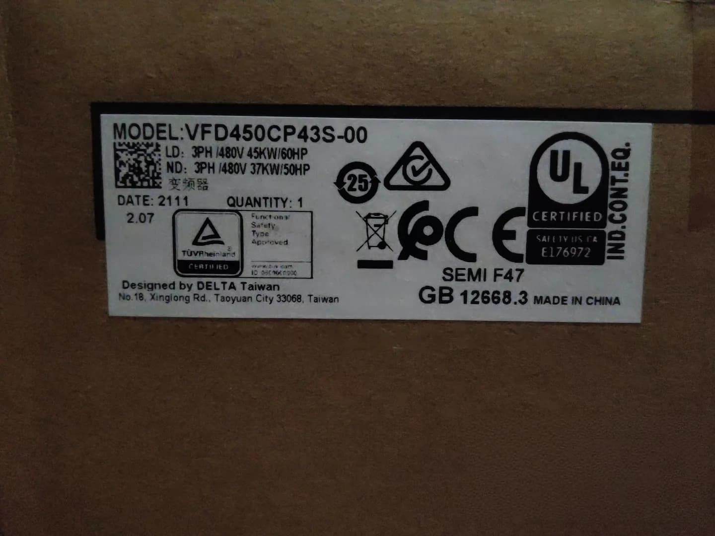 100% nowy, oryginalny i oryginalny Delta VFD450CP43S-00 380V45KW przetwornice częstotliwości napęd serwosilnik