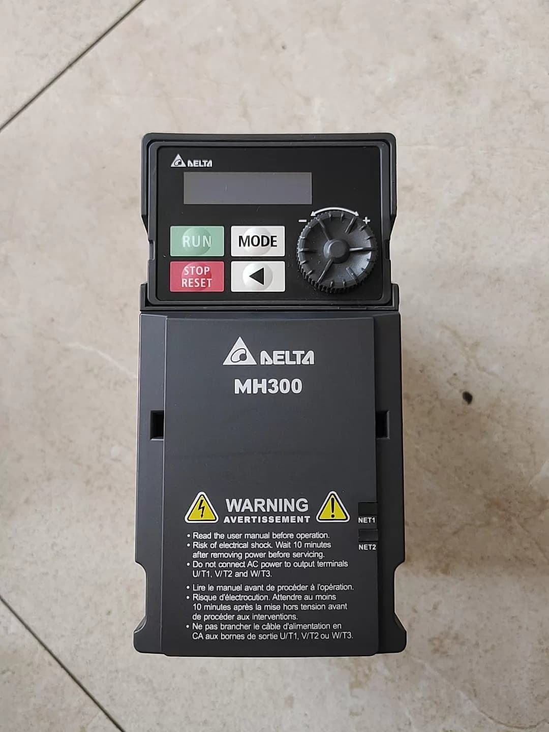 100% nowy, oryginalny i oryginalny Delta VFD5A0MH21ANSAA 0,75KW 220V Przetwornice częstotliwości Serwosilnik napędowy