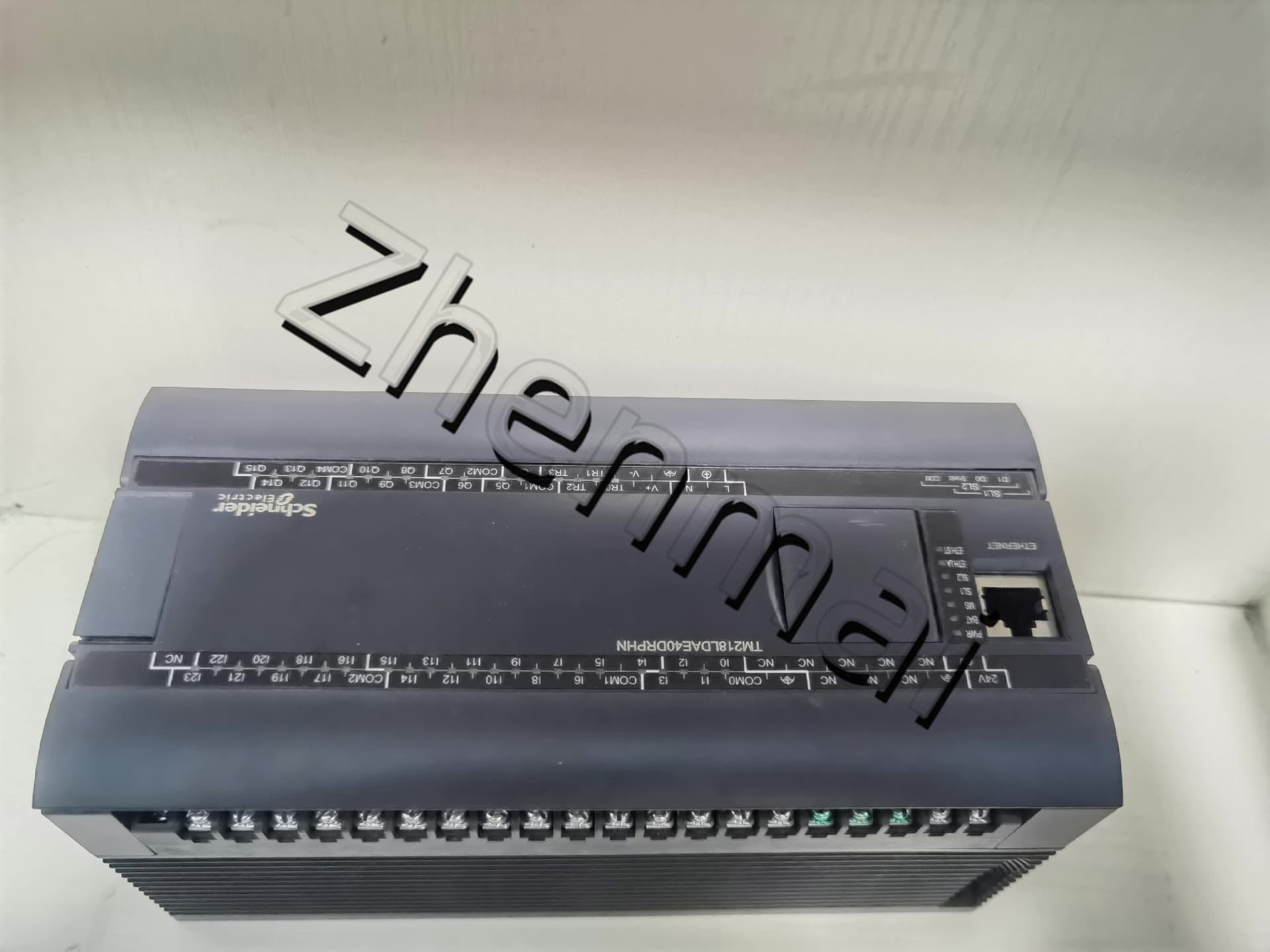 100% fabrycznie nowe, oryginalne i oryginalne Schneider TM218LDAE40DRPHN Przetwornice częstotliwości, wyłączniki automatyczne, styczniki, urządzenia zabezpieczające