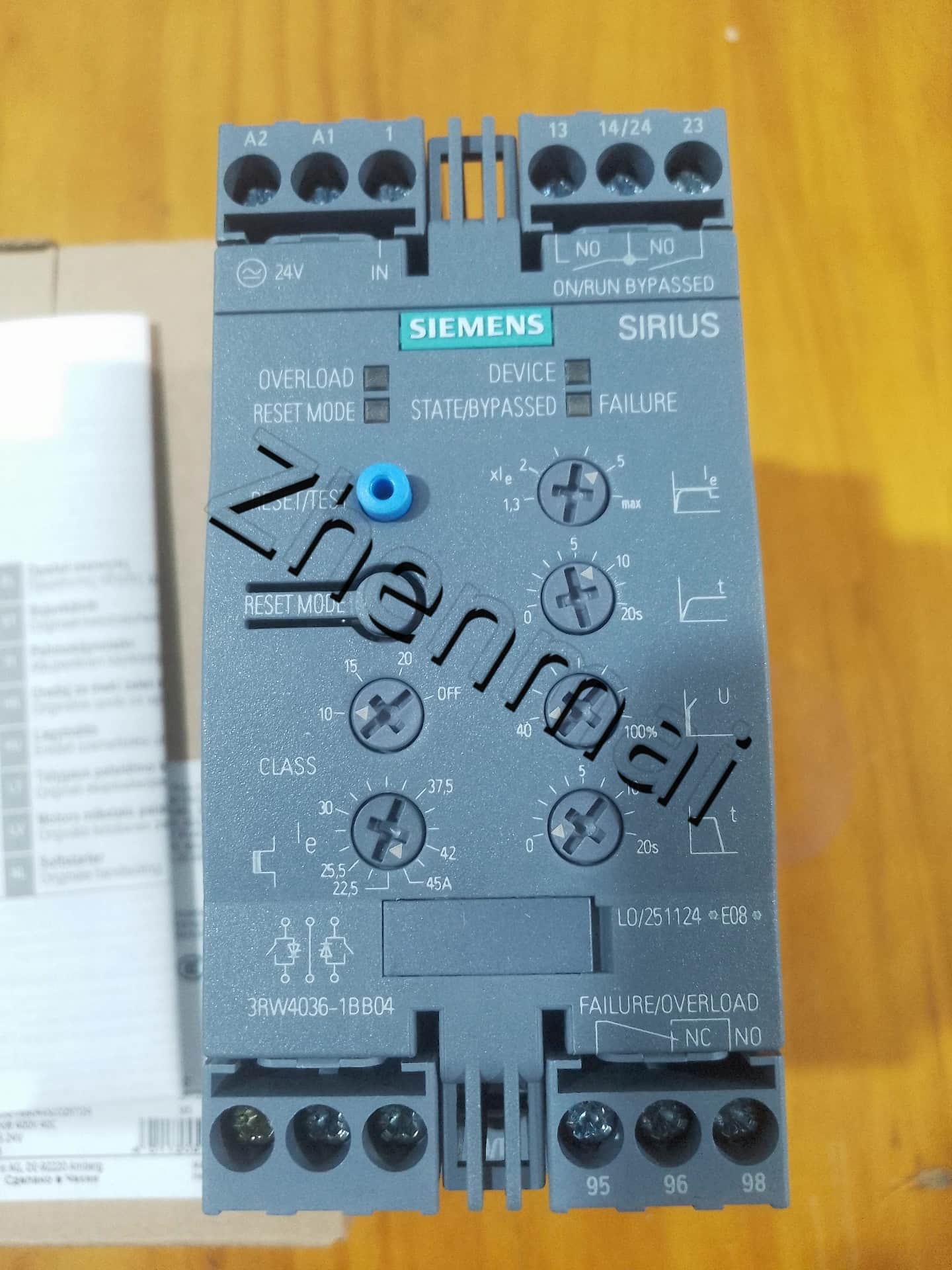 Zupełnie nowy, oryginalny, bezpośrednio z fabryki Siemens 3RW4036-1BB04 Soft Starter SIRIUS SOFT STARTER