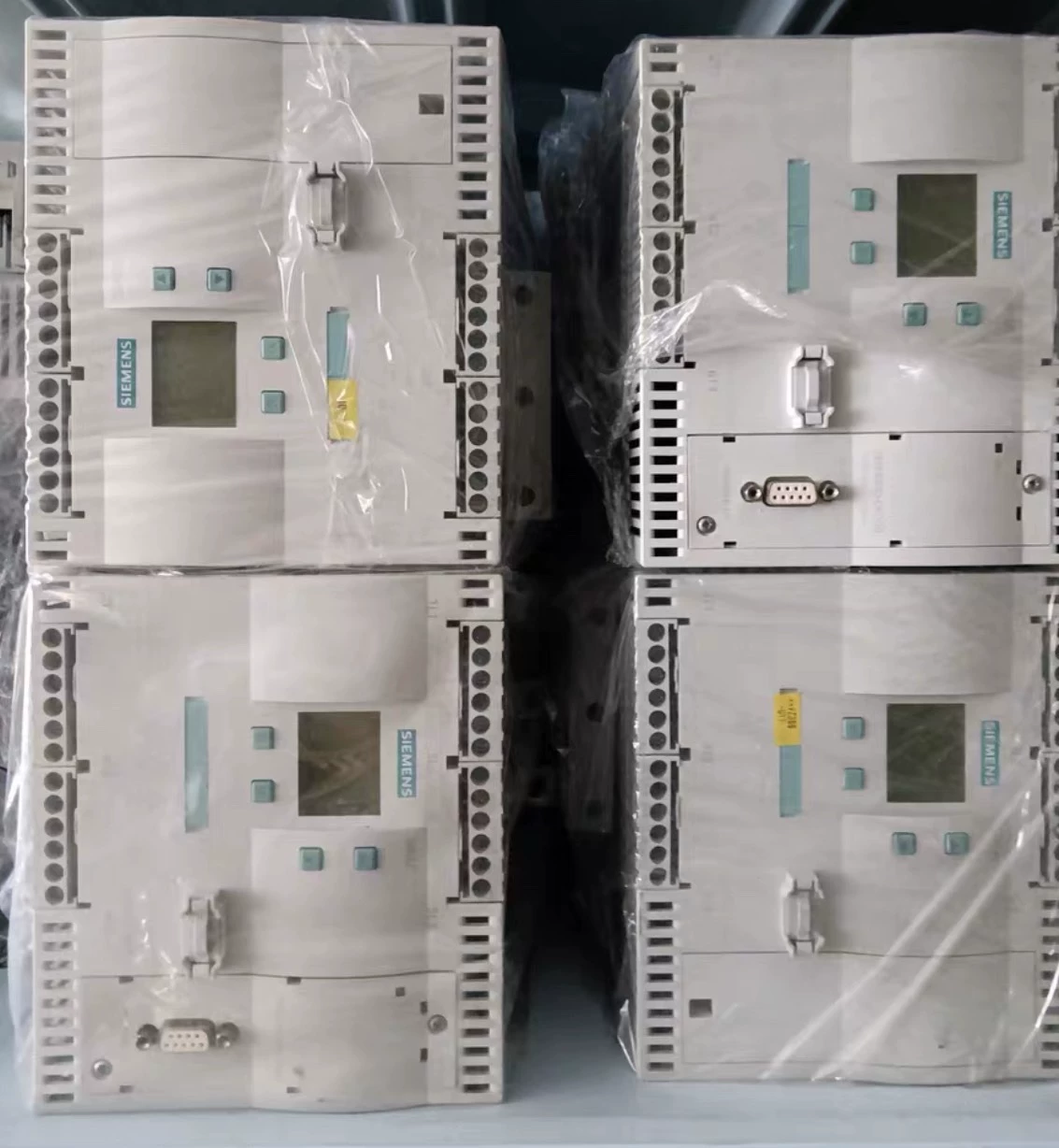 Zupełnie nowy, oryginalny, fabryczny softstarter Siemens 3RW4455-2BC45 SIRIUS SOFT STARTER