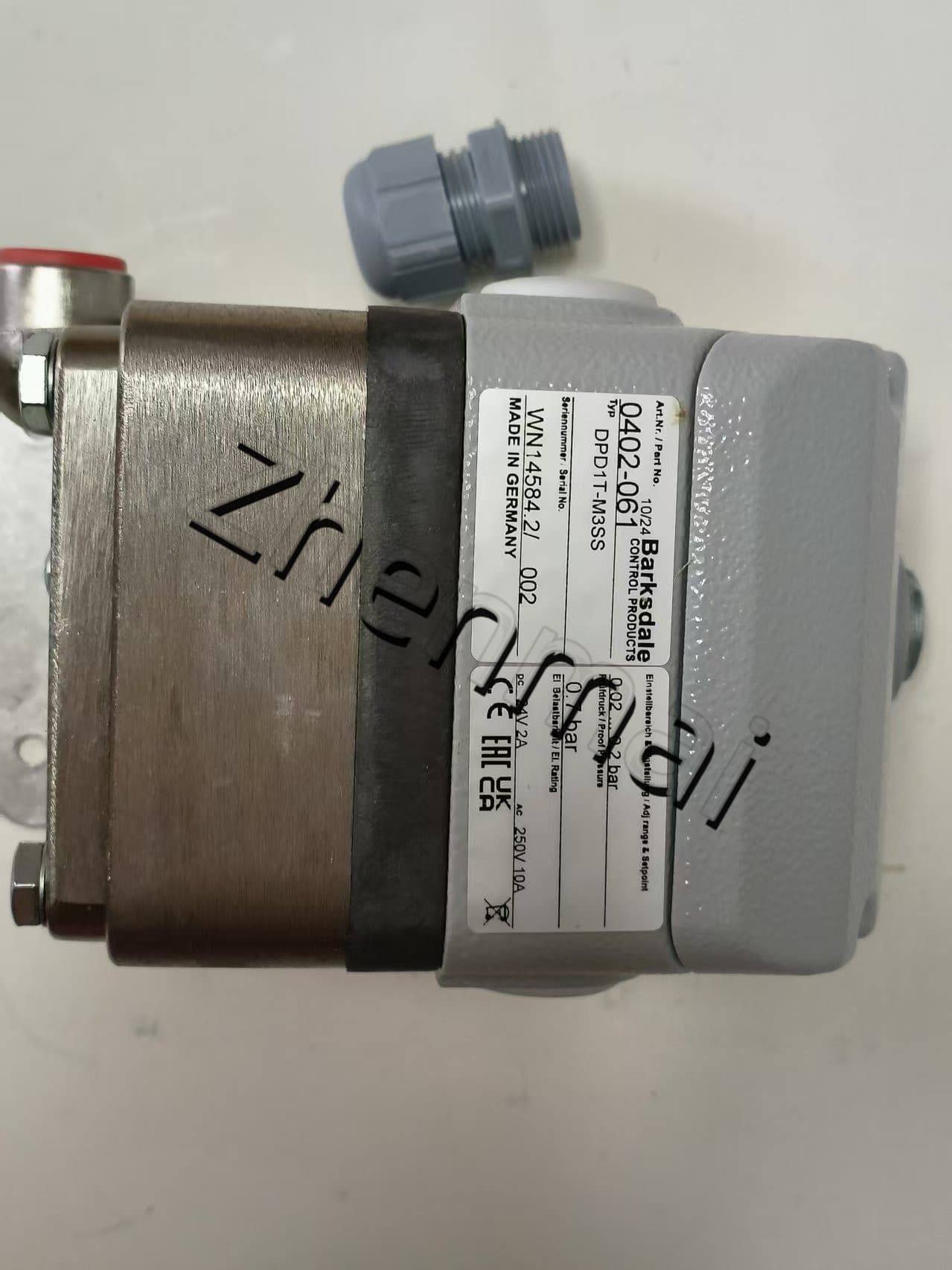 Zupełnie nowy oryginalny Barksdale 0402-061 DPD1T-M3SS czujnik ciśnienia przełącznik poziomu przełącznik przepływu przełącznik ciśnienia szybka wysyłka
