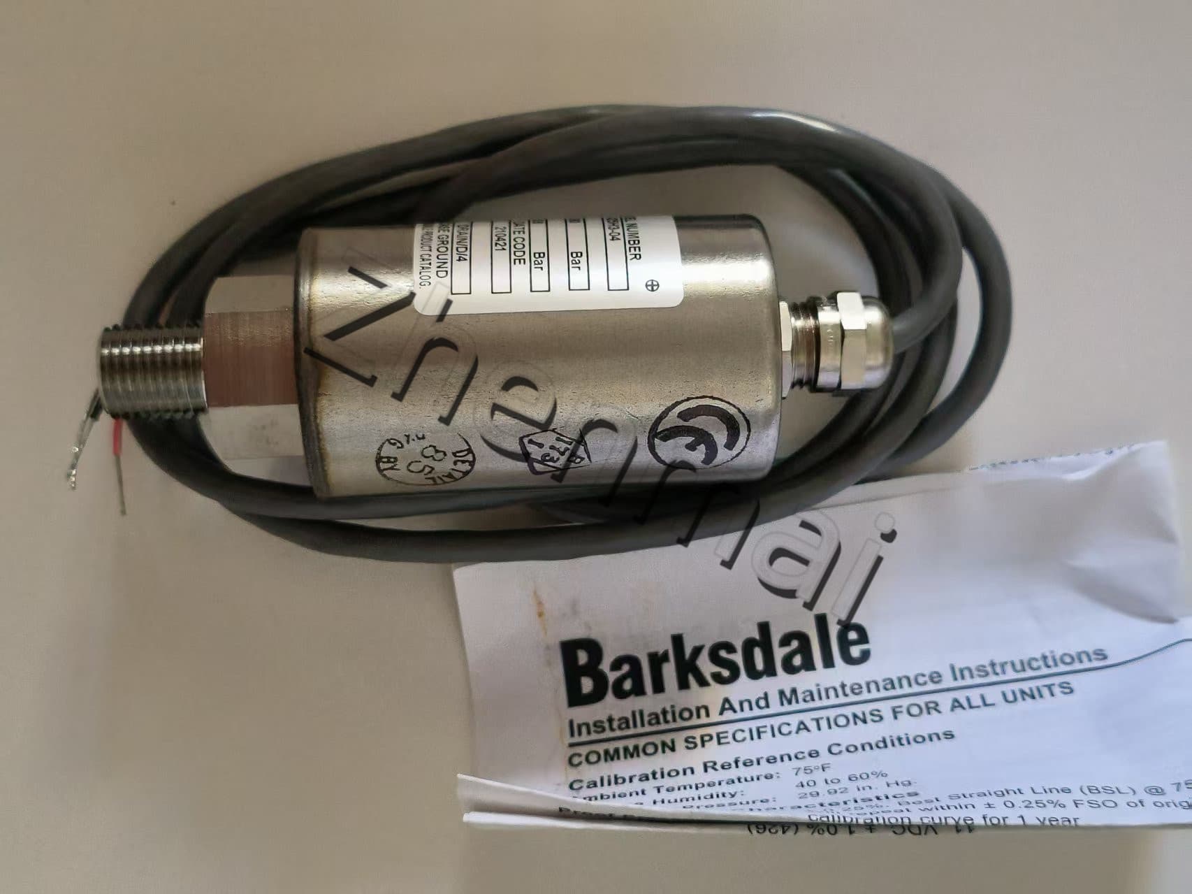 Fabrycznie nowy oryginalny Barksdale 425H3-04 Czujnik ciśnienia Przełącznik poziomu Przełącznik przepływu Przełącznik ciśnienia Szybka wysyłka