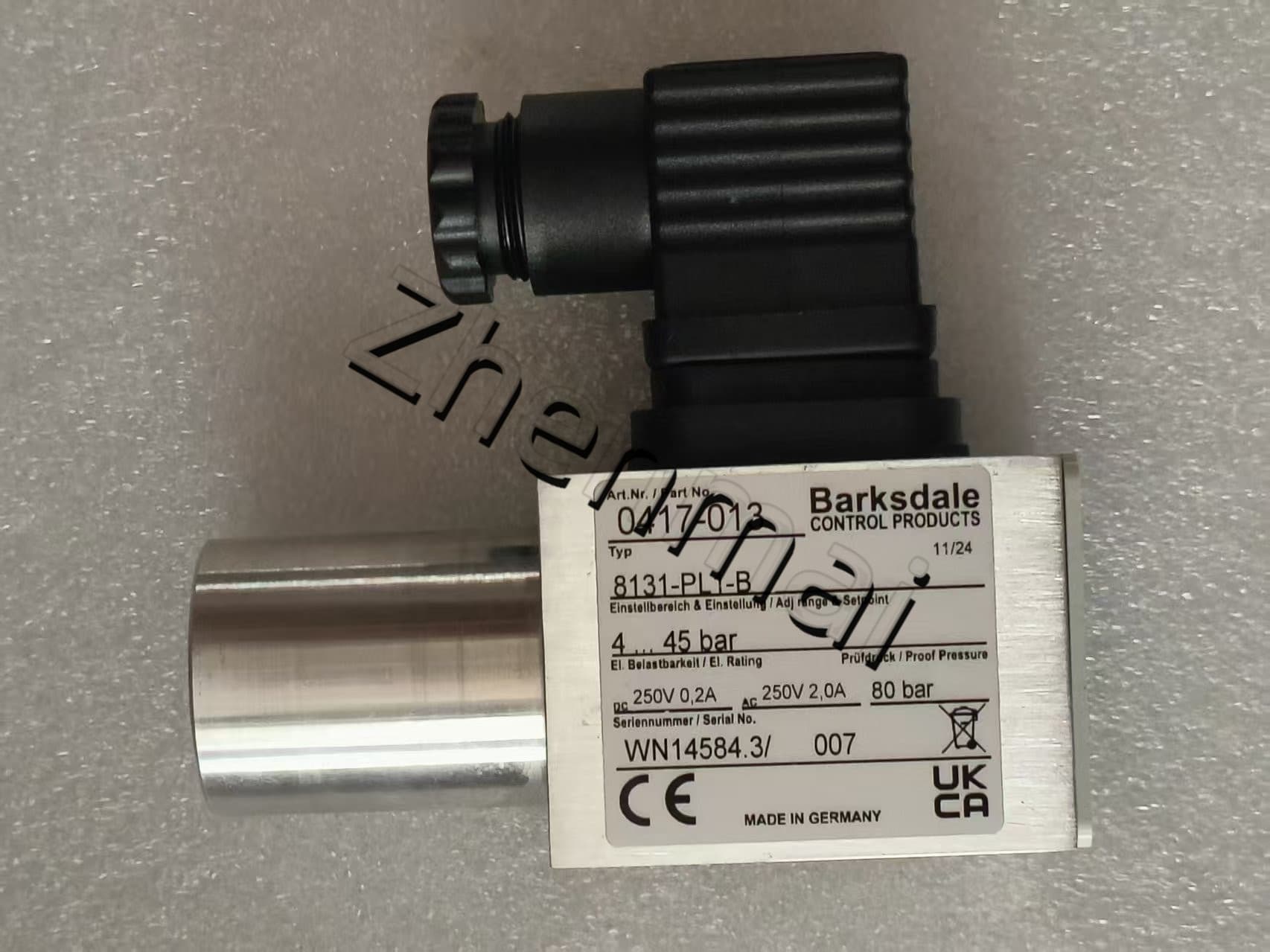 Zupełnie nowy oryginalny Barksdale 8131-PL1-B 0417-013 czujnik ciśnienia przełącznik poziomu przełącznik przepływu przełącznik ciśnienia szybka wysyłka