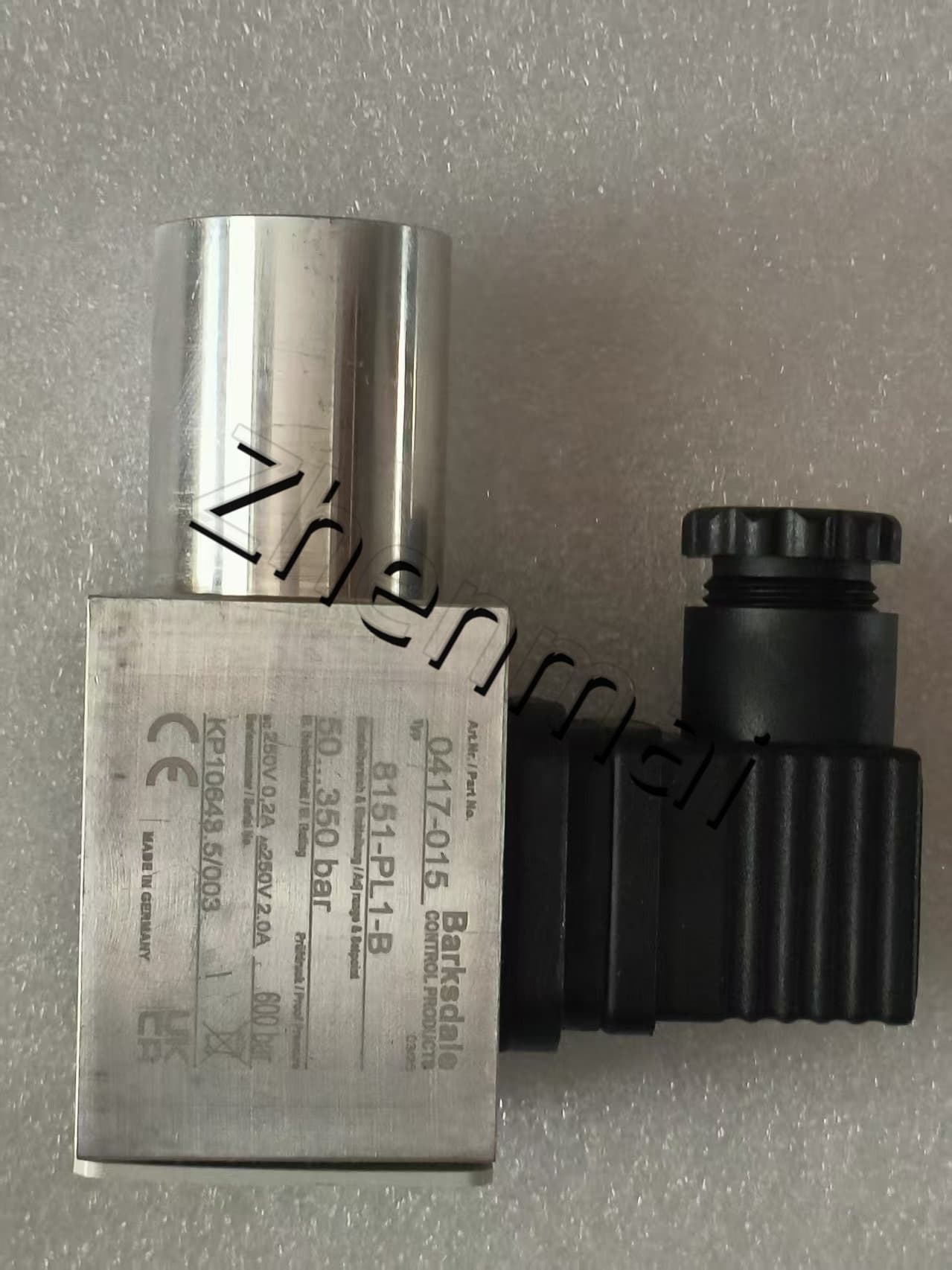 Zupełnie nowy oryginalny Barksdale 8151-PL1-B 0417-015 czujnik ciśnienia przełącznik poziomu przełącznik przepływu przełącznik ciśnienia szybka wysyłka
