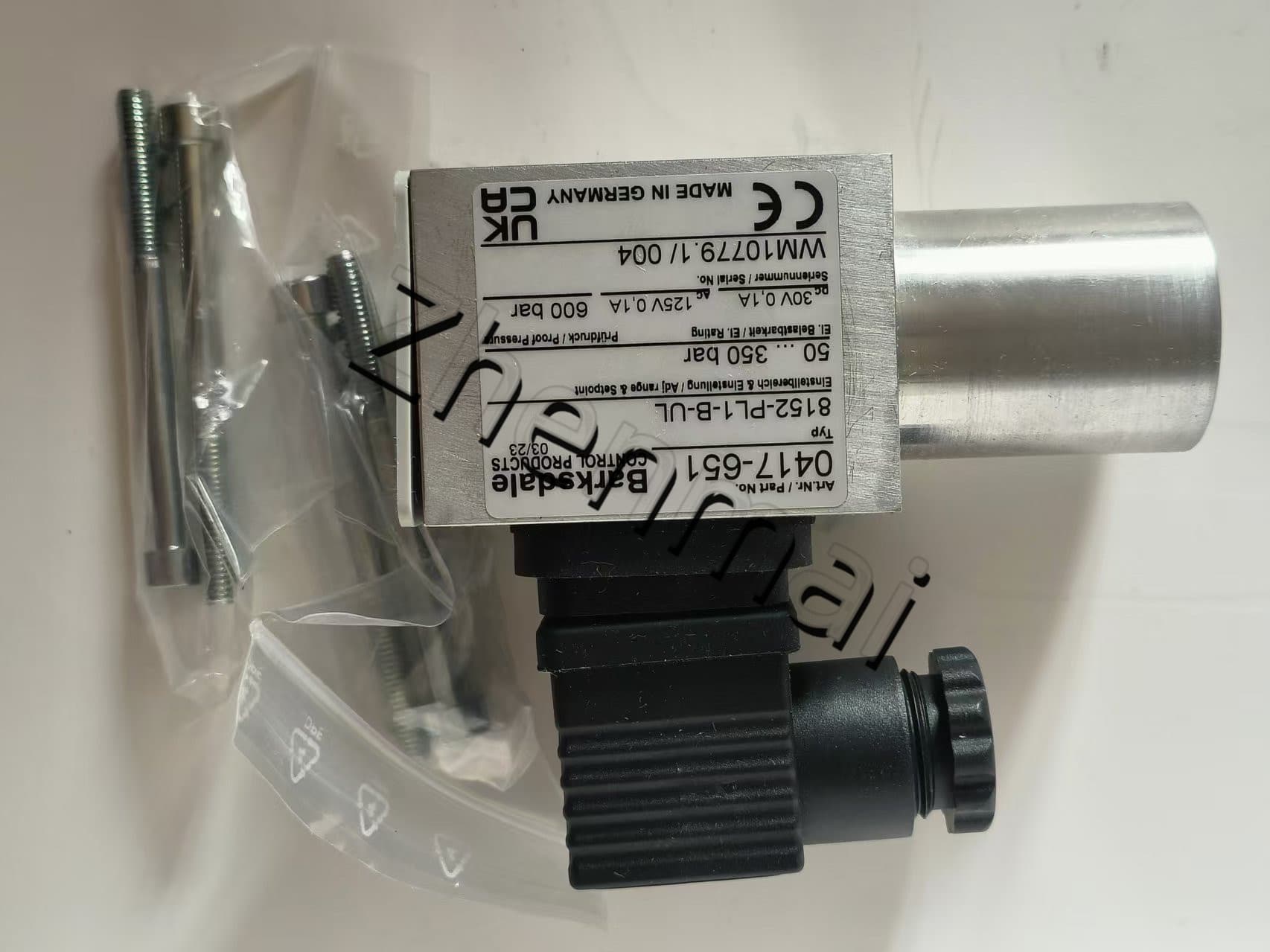 Zupełnie nowy oryginalny Barksdale 8152-PL1-B-UL 0417-651 czujnik ciśnienia przełącznik poziomu przełącznik przepływu przełącznik ciśnienia szybka wysyłka