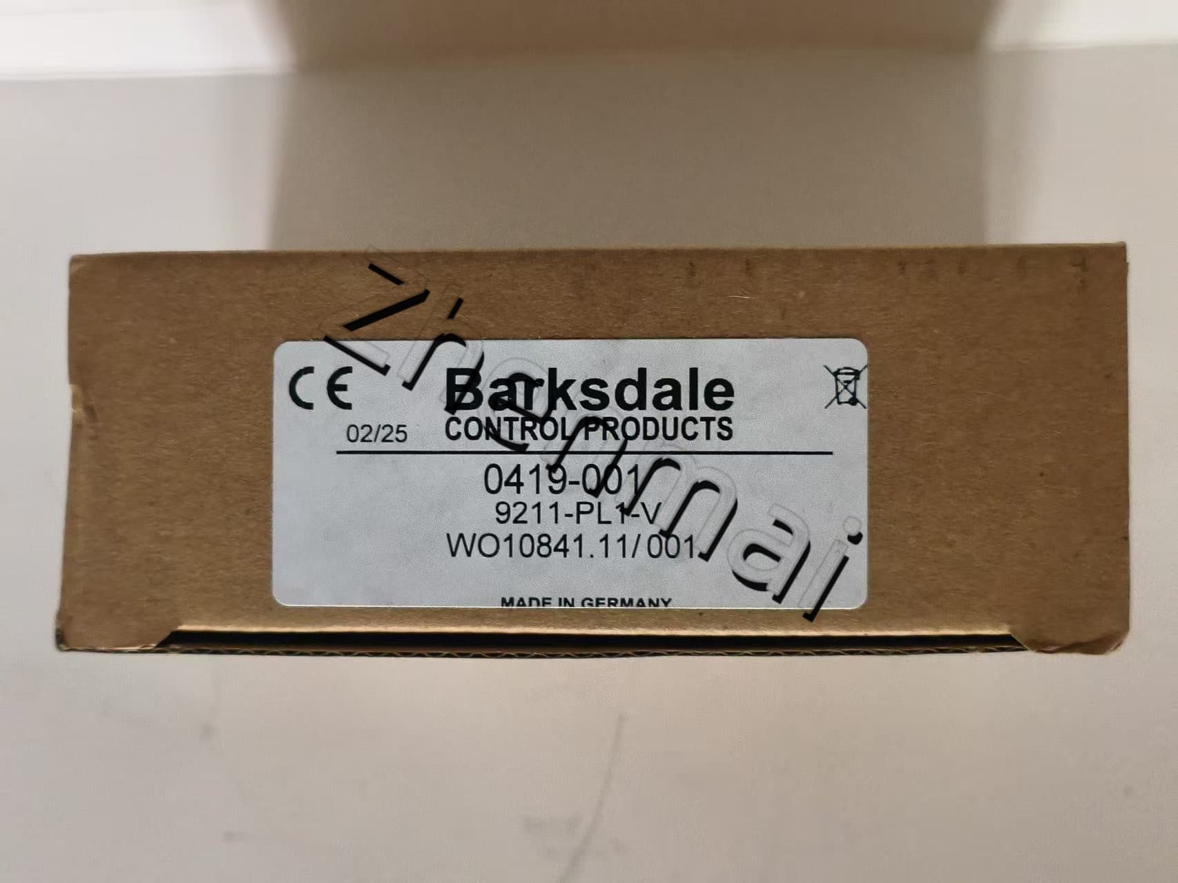 Zupełnie nowy oryginalny Barksdale 9211-PL1-V 0419-001 czujnik ciśnienia przełącznik poziomu przełącznik przepływu przełącznik ciśnienia szybka wysyłka