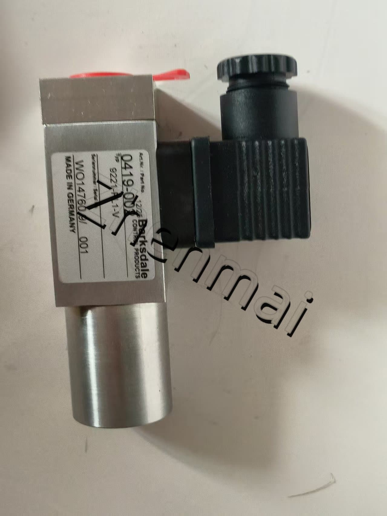 Zupełnie nowy oryginalny Barksdale 9221-PL1-V 0419-002 czujnik ciśnienia przełącznik poziomu przełącznik przepływu przełącznik ciśnienia szybka wysyłka