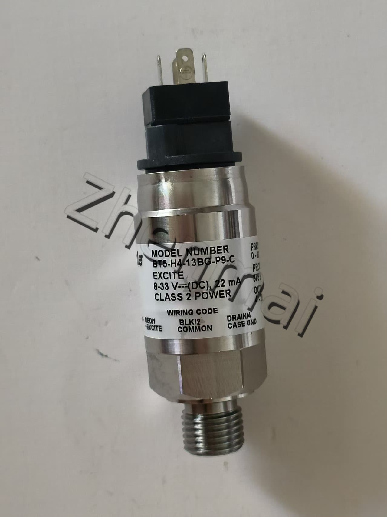 Zupełnie nowy oryginalny Barksdale BT5-H4-13BG-P9-C czujnik ciśnienia przełącznik poziomu przełącznik przepływu przełącznik ciśnienia szybka wysyłka