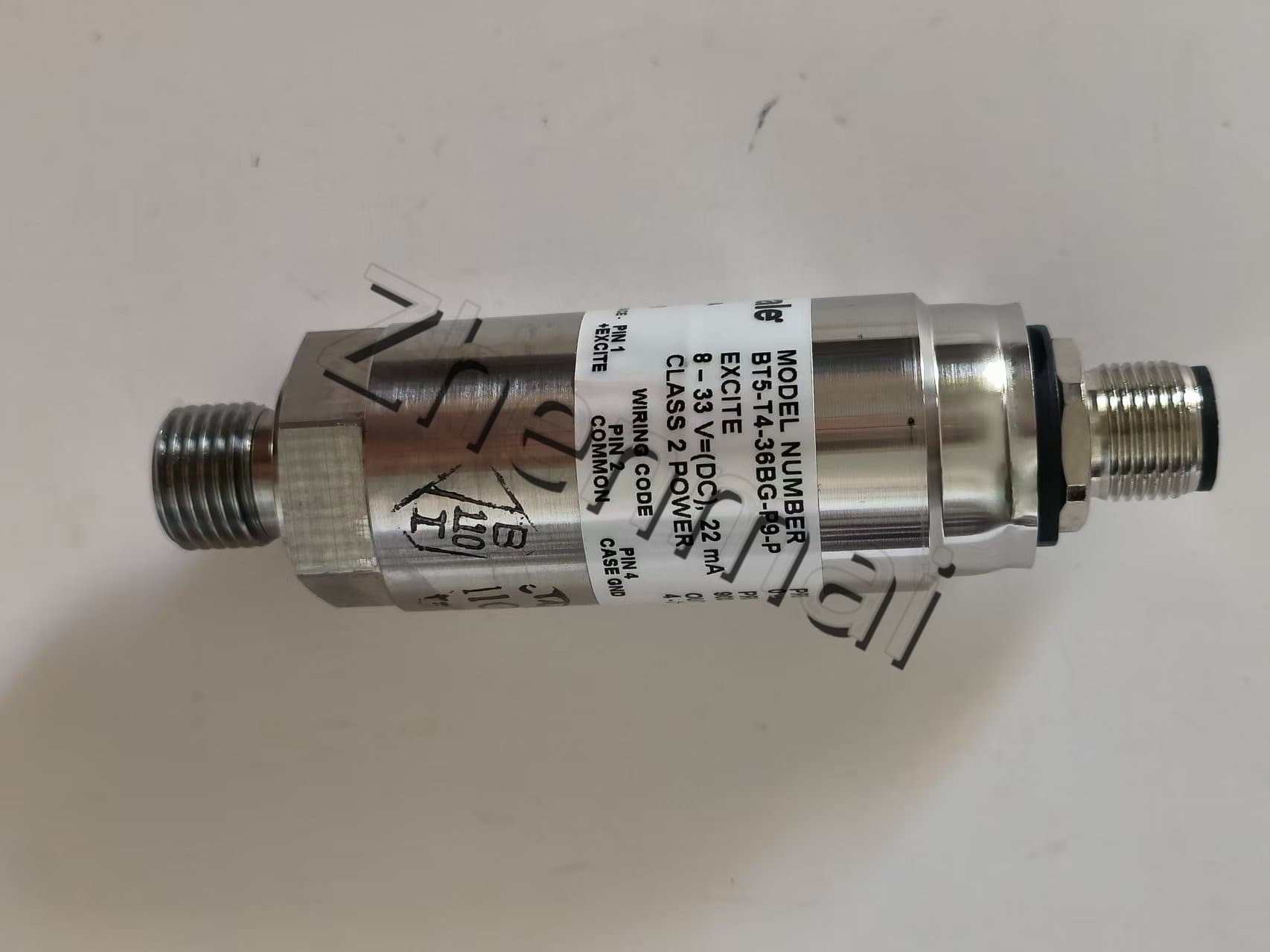 Zupełnie nowy oryginalny Barksdale BT5-T4-36BG-P9-P czujnik ciśnienia przełącznik poziomu przełącznik przepływu przełącznik ciśnienia szybka wysyłka