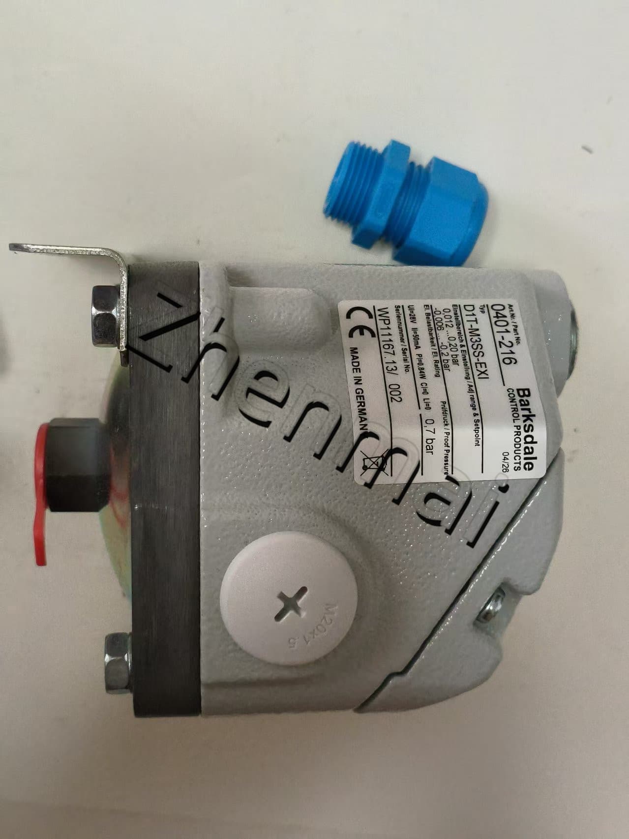 Zupełnie nowy oryginalny Barksdale D1T-M3SS-EXI 0401-216 czujnik ciśnienia przełącznik poziomu przełącznik przepływu przełącznik ciśnienia szybka wysyłka