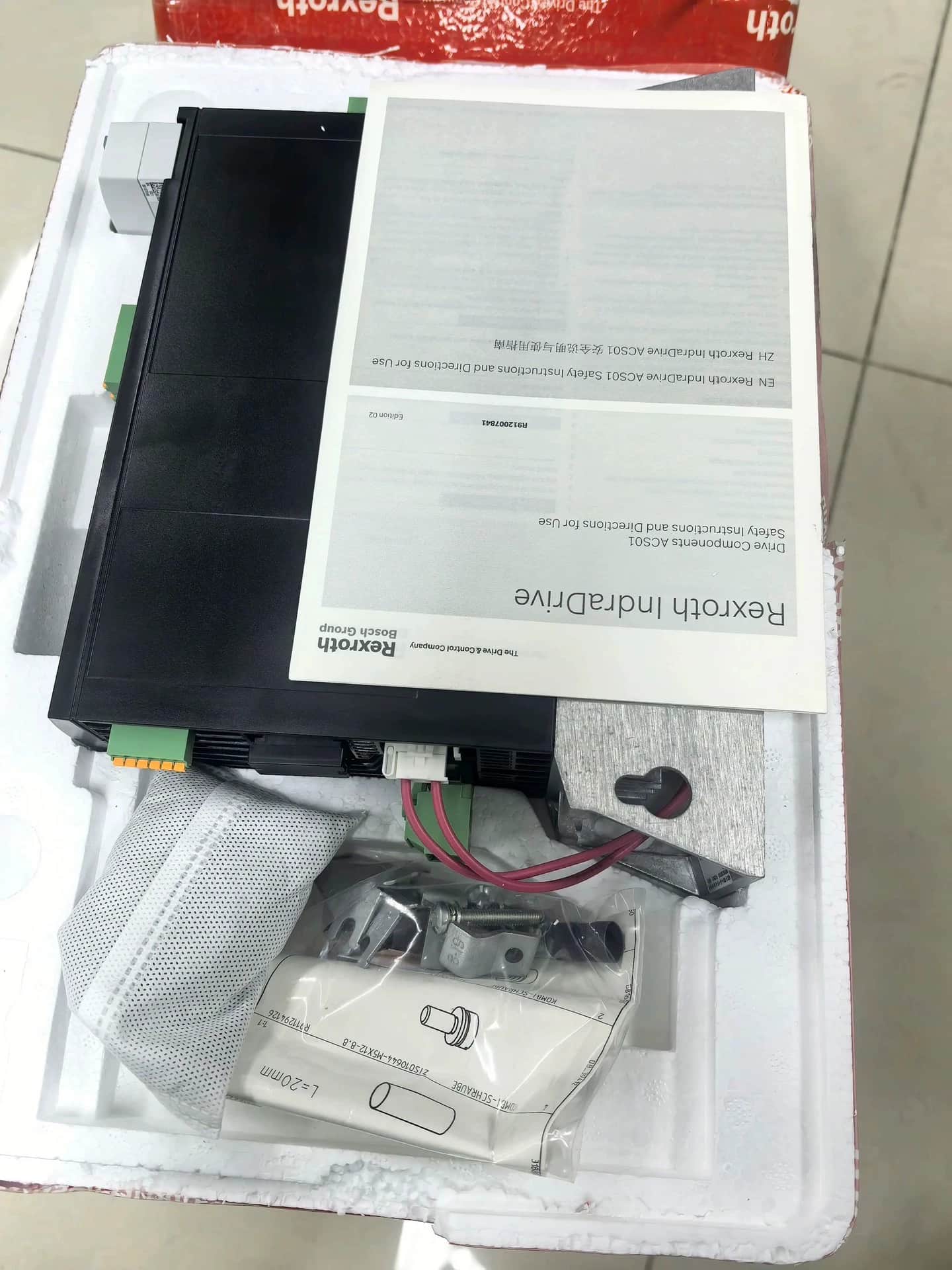 Zupełnie nowy oryginalny serwonapęd Bosch Rexroth ACS01.1E-W0018-A-03-B-ET-EC-NN-NN-NN-FW serwosilnik szybka wysyłka