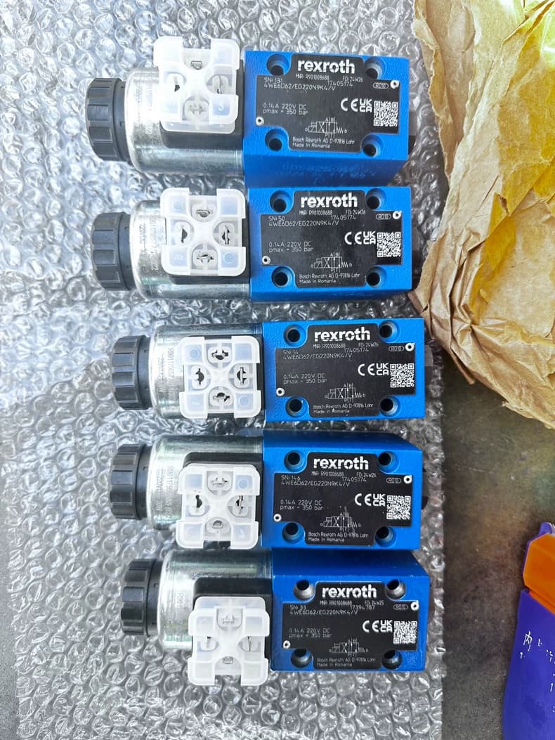 Zupełnie nowy oryginalny serwonapęd Bosch Rexroth DBEE6-2X/315G24K31A1M serwosilnik szybka wysyłka