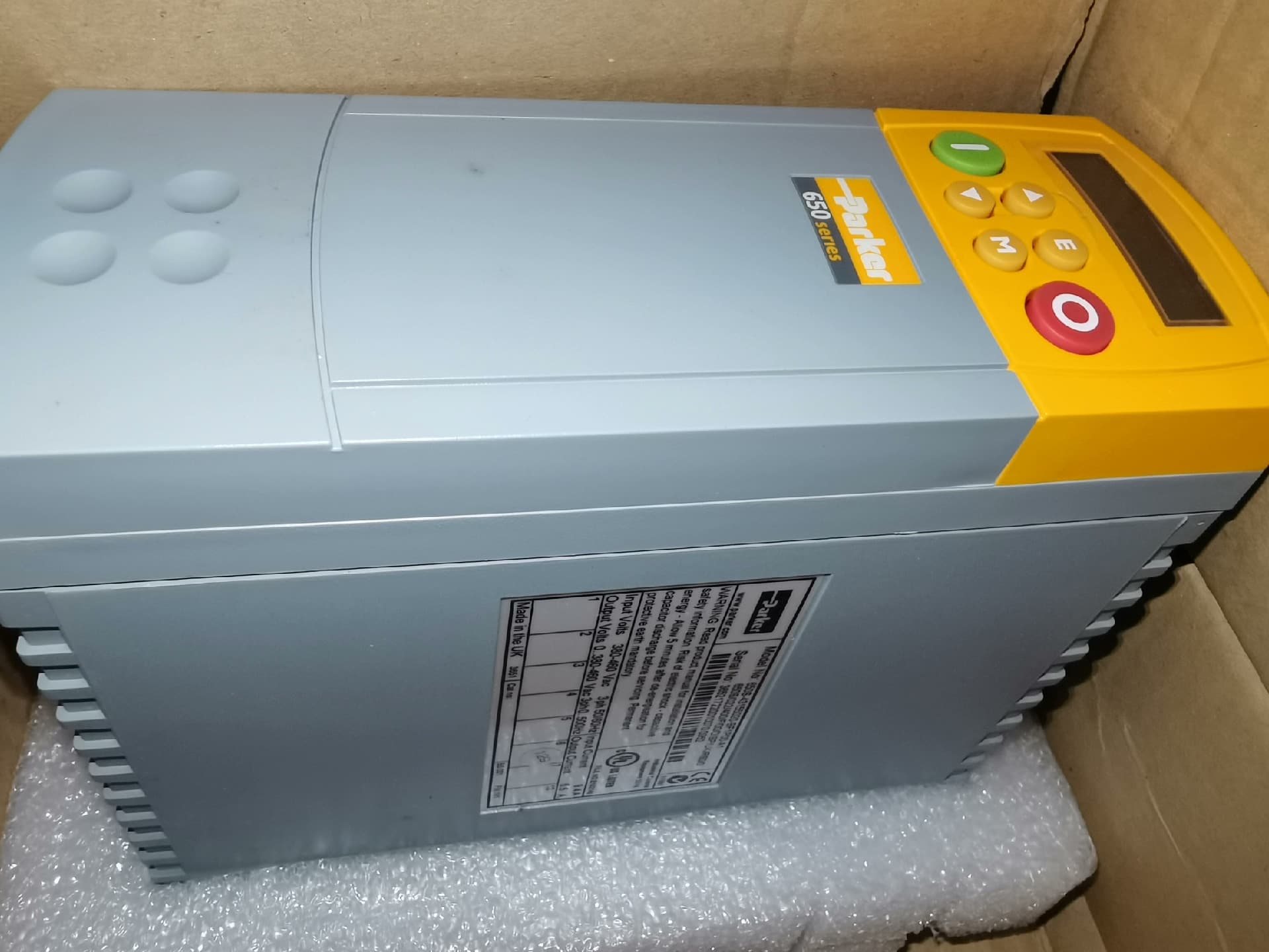 Zupełnie nowy oryginalny Parker 650S/022/400/F/00/DISP/UK/RS0/0 serwonapędy napędy o zmiennej częstotliwości sterowniki serwomotorów szybka wysyłka
