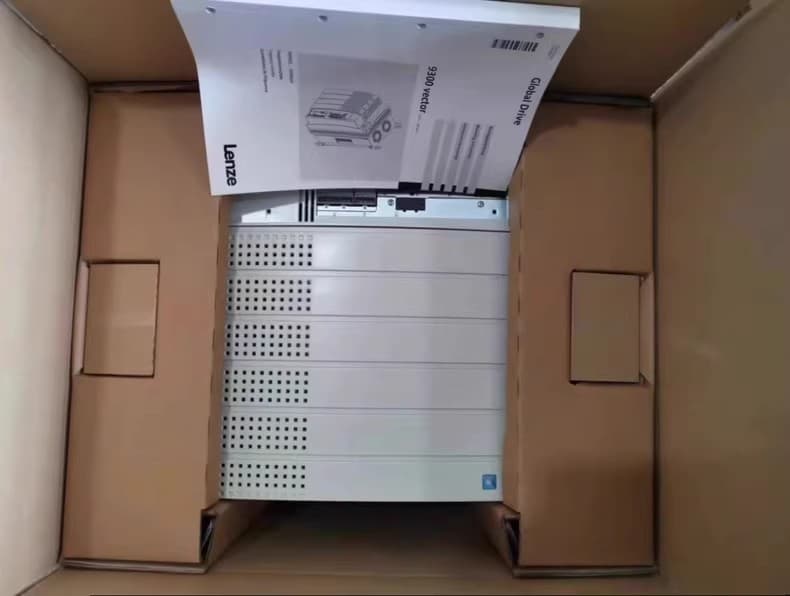 Oryginalny nowy przemysłowy moduł we/wy Lenze E94ASSE2924 FedEx DHL Szybka wysyłka