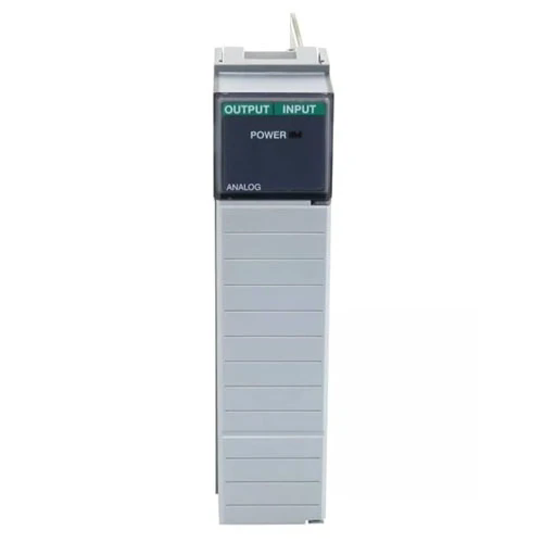 Nowy oryginalny moduł wejścia analogowego 1746-FIO4I Allen-Bradley SLC 500 PLC szybka wysyłka