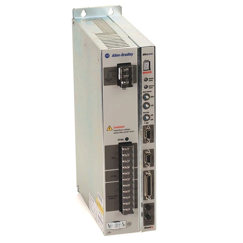Nowy oryginalny Allen-Bradley 2098-DSD-030 Ultra 3000 Series cyfrowy serwonapęd szybka wysyłka
